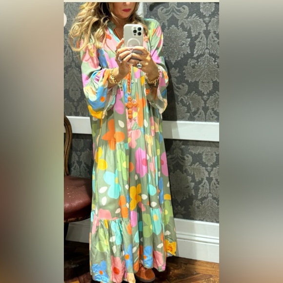 Floral Maxi Dress New Med - Picture 2 of 3